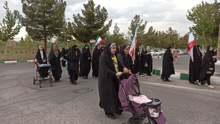 تصاویر/نمایش اقتدار ملی و رزمایش جان‌فدا برای ایران امام رضایی در محلات