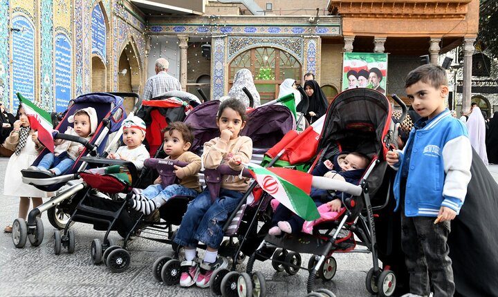 تصاویر/ مراسم رژه سربازان در گهواره در بیعت با رهبر معظم انقلاب در شهر ری