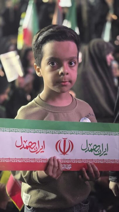 تصاویر/ پنجاه و نهمین شب بیعت زرندی ها با رهبر معظم انقلاب و حمایت از ایران امام رضا(ع)