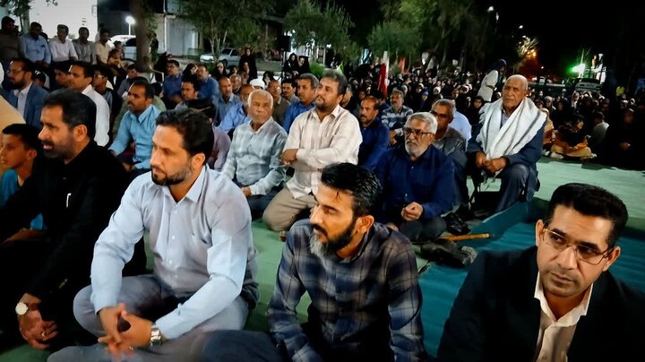 تصاویر/  پیوند آسمانی زوج جوان فهرجی در تجمعات شبانه و همزمان با شب ولادت امام هشتم