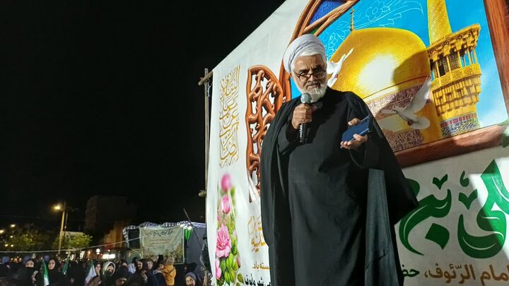 تصاویر/برگزاری مراسم عقد یک زوج جوان اهل شهرستان زرندیه در اجتماعات شبانه مردم