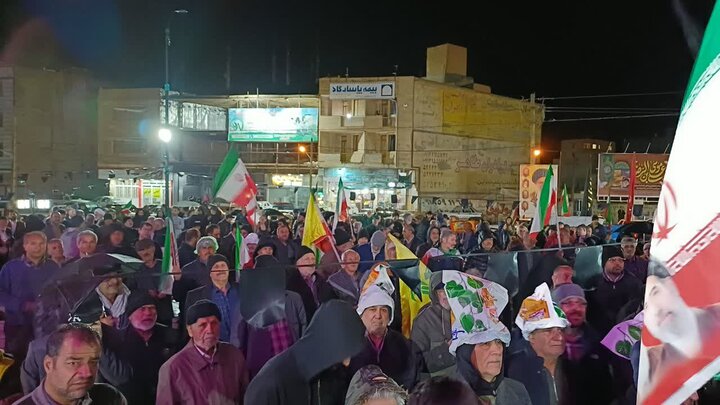 تصاویر/پنجاه و نهمین شب حضور پرشور مردم ولایتمدار مامونیه در تجدید بیعت با آرمان‌های انقلاب