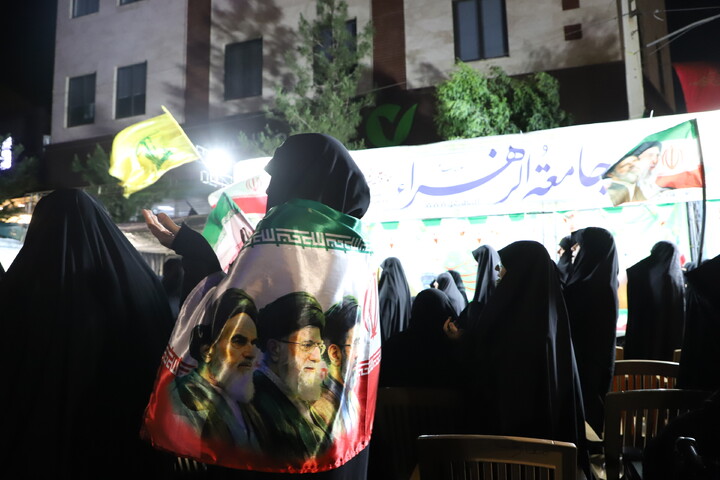 مراسم رونمایی از کتاب دختری که معصومه شد