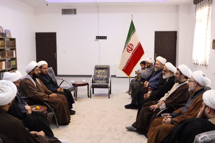 دیدار نمایندگان شورای سیاستگذاری ائمه جمعه کشور از ائمه جمعه شمال استان کرمان