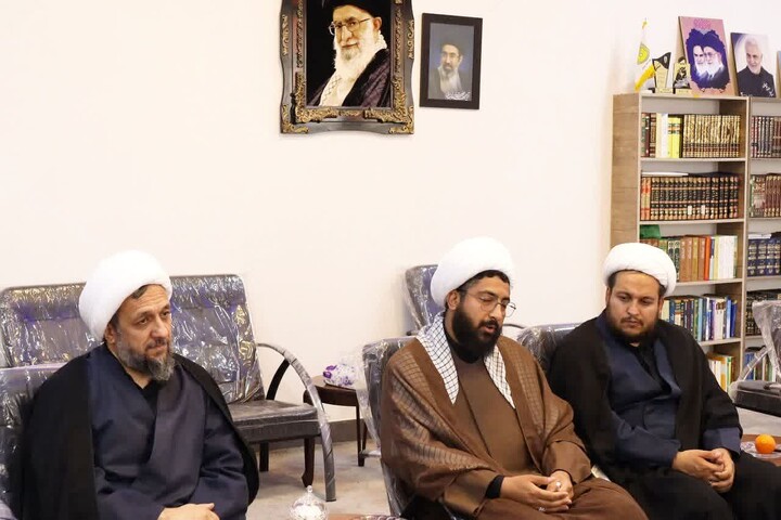 دیدار نمایندگان شورای سیاستگذاری ائمه جمعه کشور از ائمه جمعه شمال استان کرمان
