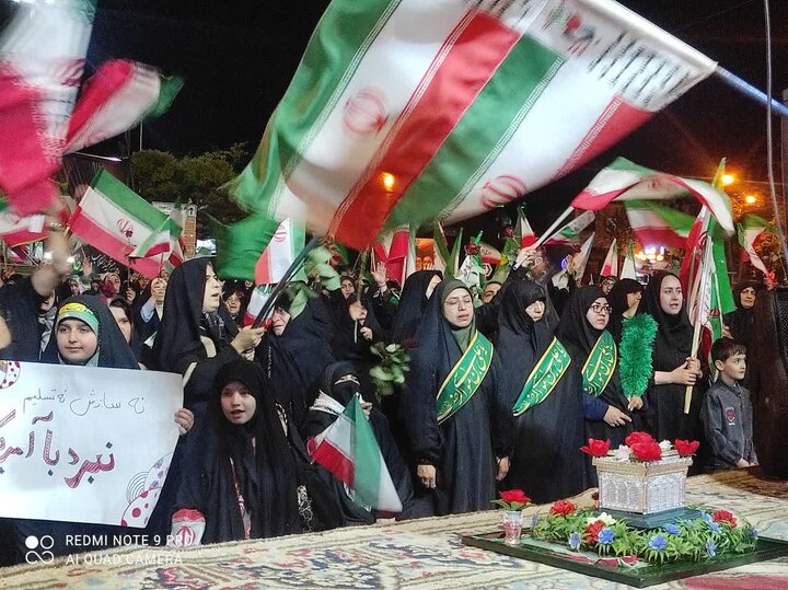 تصاویر/ پنجاه و نهمین اجتماعات مردمی «شب‌های اقتدار» در مهدی‌شهر