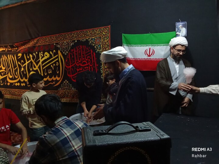 تصاویر/ موکب مدیریت حوزه‌ استان و موکب مدرسه علمیه علی بن موسی الرضا (علیه السلام) سمنان