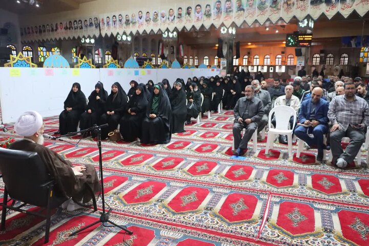 تصاویر / آئین تجلیل مسئول سابق ستاد برگزاری نمازجمعه، با حضور نماینده ولی فقیه در استان مازندران