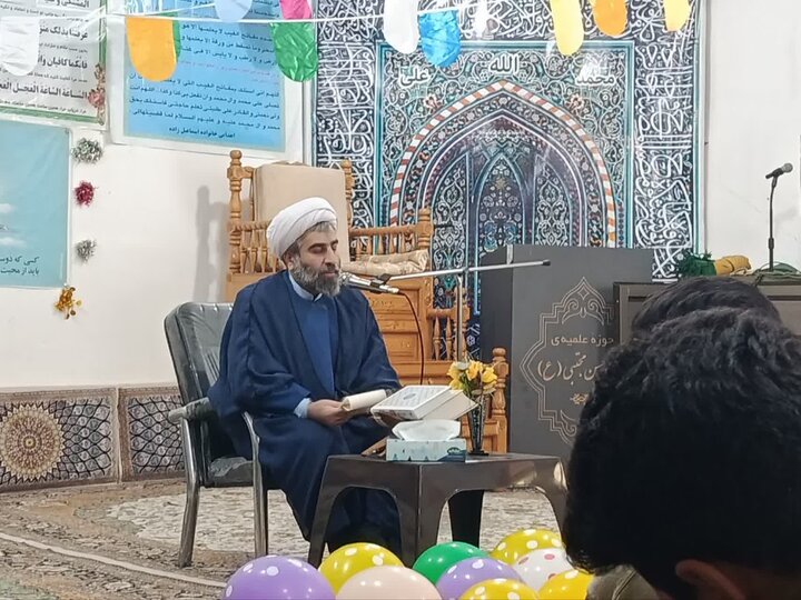تصاویر/ مراسم جشن سالروز میلاد امام رضا (ع) در مدرسه علمیه امام حسن مجتبی (ع) زرگرشهر