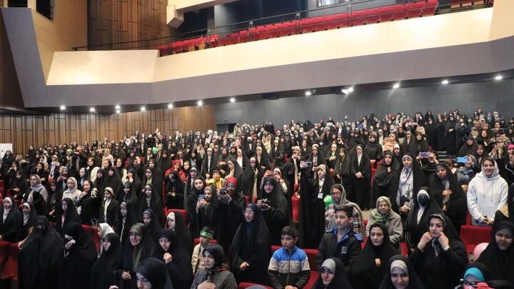 تصاویر/ جشن بزرگ ولادت امام رضا ویژه بانوان در ارومیه