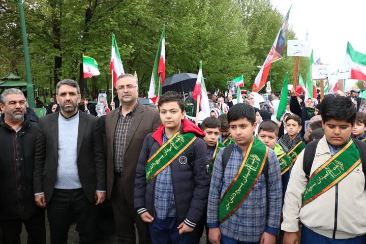 تصاویر/ رزمایش سراسری «جان‌فدایان امام رضایی برای ایران» در خوی