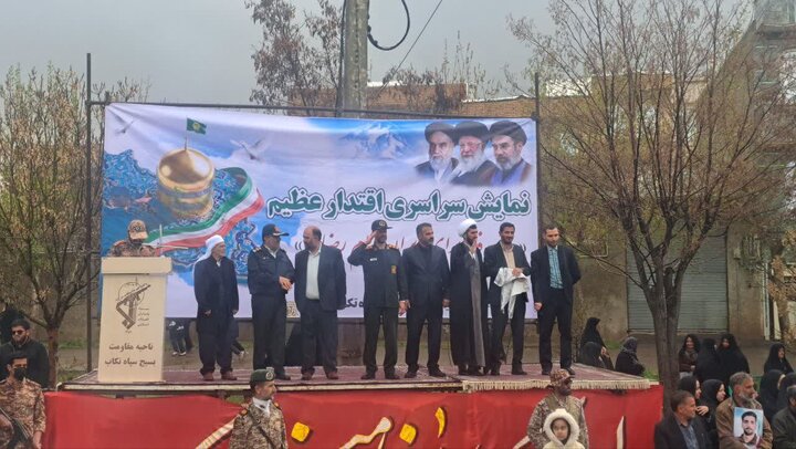 تصاویر/ شکوه حضور جان فدایان در نمایش سراسری اقتدار عظیم در شهر تکاب