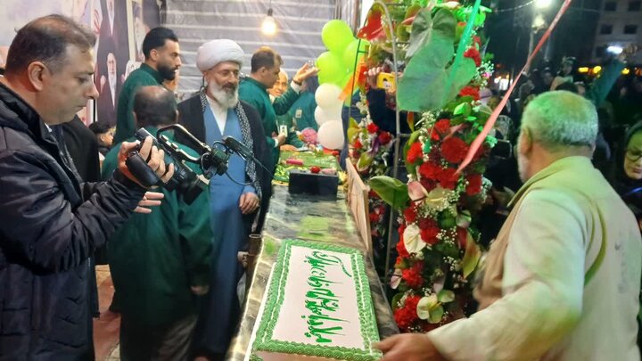 تصاویر/ آغاز زندگی زوج های جوان آملی، در شب میلاد امام رضا (ع)