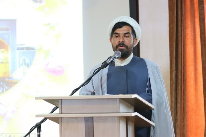تصاویر/ حضور نماینده ولی فقیه در استان در مراسم میلاد امام رضا (ع) در دفتر مرجعیت علامه جوادی آملی در آمل