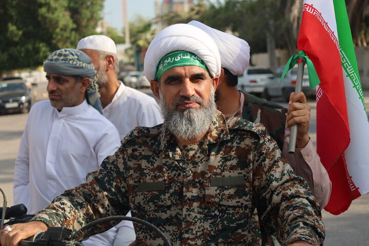 تصاویر/حضور روحانیون در رزمایش بزرگ جانفدای ایران در بندرعباس