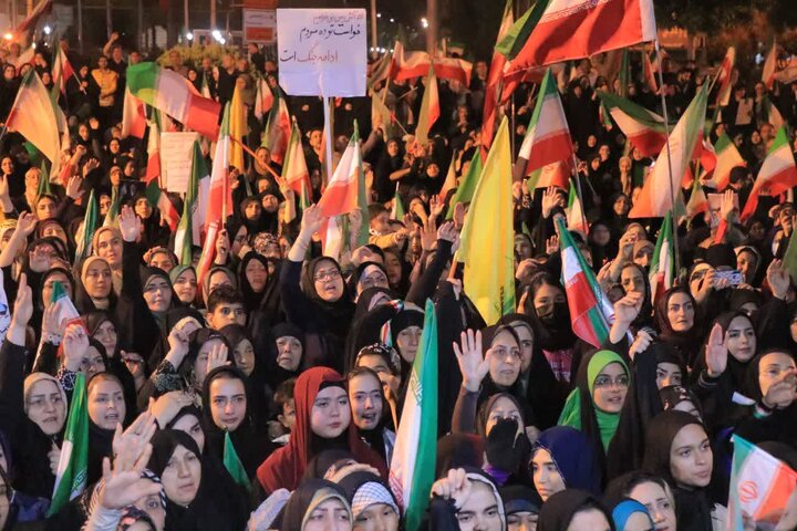 تصاویر/ شصت و یکمین شب راهپیمایی مردمی در قرچک