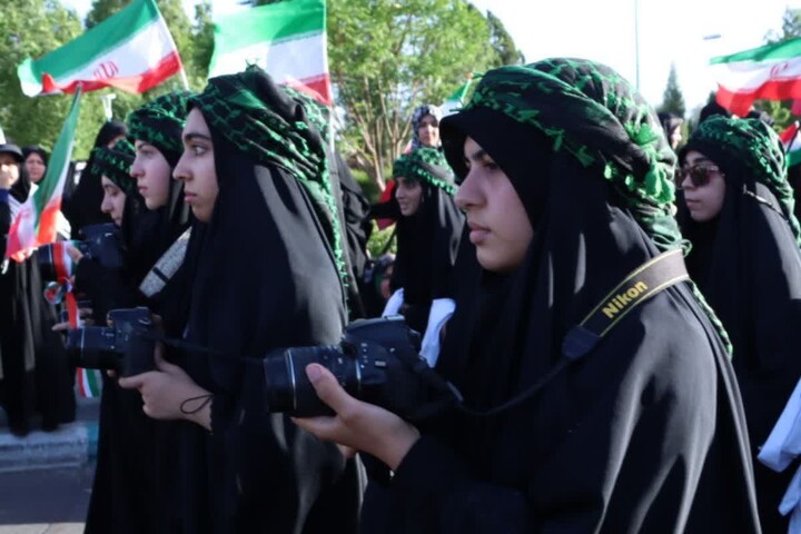 برگزاری نمایش عظیم اقتدار ملی و رزمایش جان فدا برای ایران امام رضایی در شهر یزد