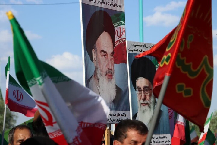 برگزاری نمایش عظیم اقتدار ملی و رزمایش جان فدا برای ایران امام رضایی در شهر یزد