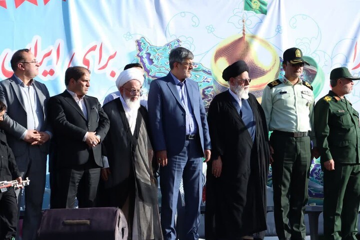 برگزاری نمایش عظیم اقتدار ملی و رزمایش جان فدا برای ایران امام رضایی در شهر یزد