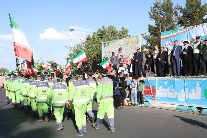برگزاری نمایش عظیم اقتدار ملی و رزمایش جان فدا برای ایران امام رضایی در شهر یزد