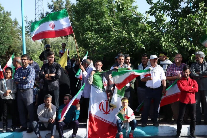 برگزاری نمایش عظیم اقتدار ملی و رزمایش جان فدا برای ایران امام رضایی در شهر یزد