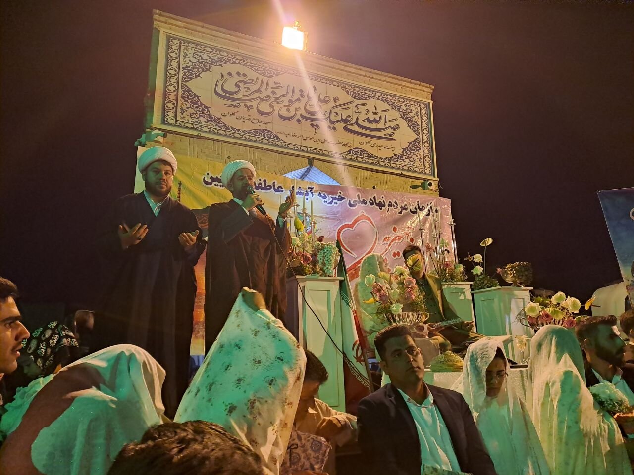 تصاویر/ اجتماع عظیم جان فدایان شهرستان نائین در شب میلاد ثامن الحجج علی بن موسی الرضا(ع)