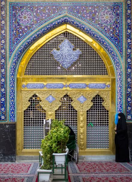 چرا امام رضا (ع) غریب بود؟/آنچه در مورد غربت امام رضا (ع) باید بدانید.