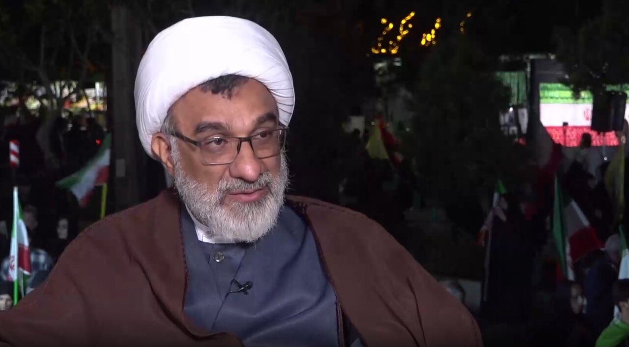 فیلم | گفت و گو با حجت الاسلام والمسلمین خسروپناه در برنامه «اُمت مبعوث»