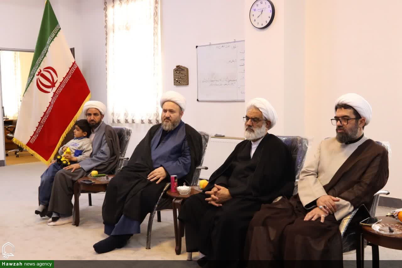 تصاویر/ دیدار نمایندگان شورای سیاستگذاری ائمه جمعه کشور با ائمه جمعه شمال استان کرمان