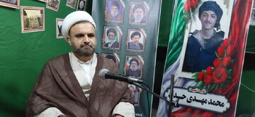 فیلم| تبیین معارف اهل بیت (ع) در موکب شهدای روحانی شهرستان آمل