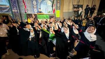 تصاویر/ عطر رضوی در شصتمین حضور خیابانی مردم شهر آواجیق