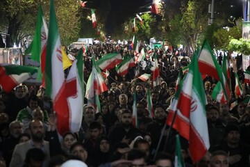 فیلم | تجمع جانفدایان امام رضایی در تجمع مردم رزن
