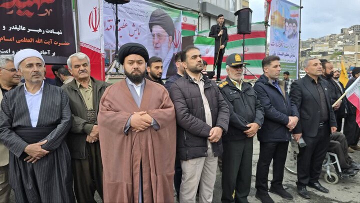 تصاویر/ همایش عظیم اقتدار ملی و رزمایش سراسری جان فدا برای ایران امام رضایی در شهرستان سردشت