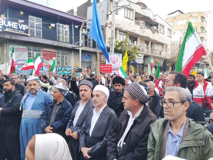 تصاویر/ همایش عظیم اقتدار ملی و رزمایش سراسری جان فدا برای ایران امام رضایی در شهرستان سردشت