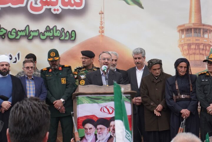 تصاویر/ نمایش عظیم اقتدار ملی و رزمایش سراسری جانفدا برای ایران امام رضایی در مهاباد