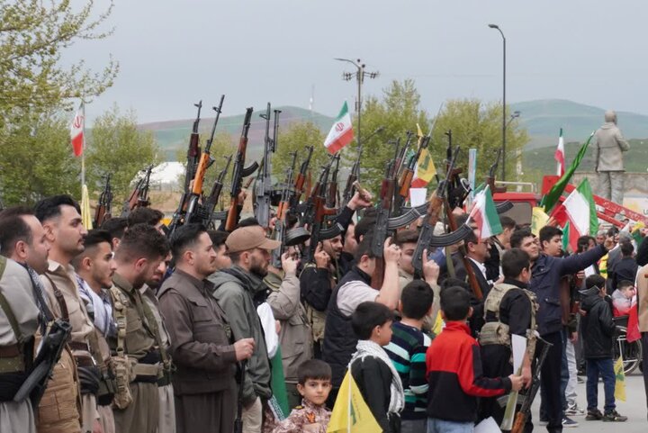تصاویر/ نمایش عظیم اقتدار ملی و رزمایش سراسری جانفدا برای ایران امام رضایی در مهاباد