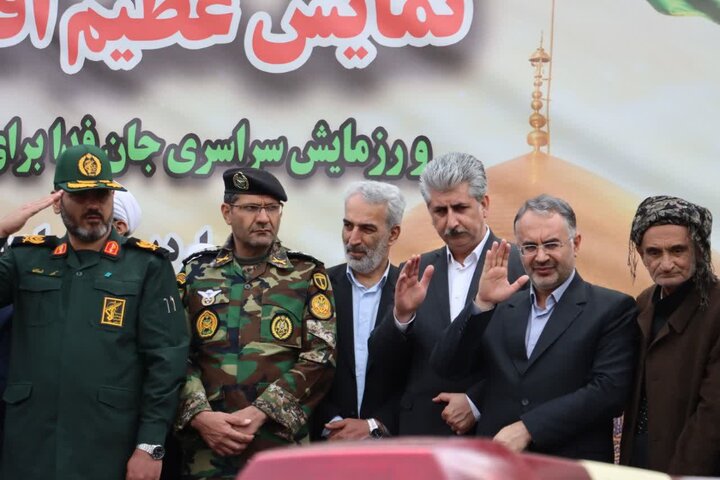 تصاویر/ نمایش عظیم اقتدار ملی و رزمایش سراسری جانفدا برای ایران امام رضایی در مهاباد
