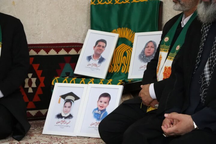 تصاویر/ دیدار خادمان امام رضا(ع) با خانواده شهدای عشایری در خورموج