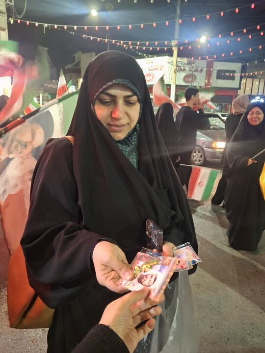 تصاویر/ آخرین شب پرچم گردانی در محله ابن سینای امیرکلا