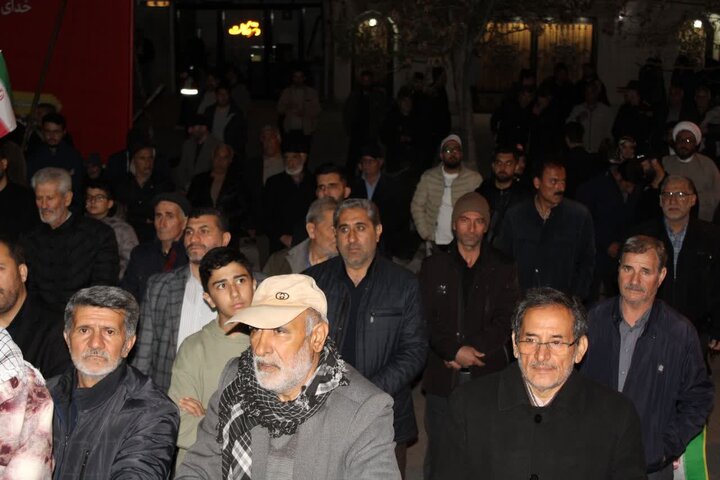 تصاویر/ در شام ولادت علی بن موسی الرضا(ع)؛ شصتمین تجمع مردمی شهرستان ماکو به پاسداشت خون رهبر شهید انقلاب