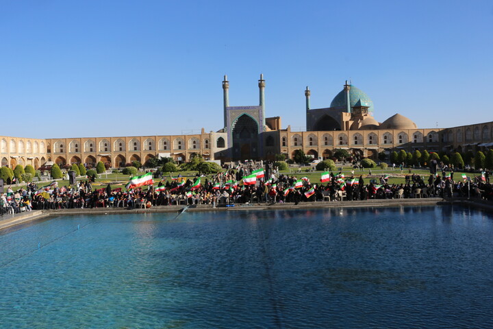 تصاویر/ اجتماع خادمیاران رضوی در اصفهان