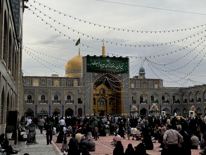 جلوه‌هایی زیبا از حرم مطهر رضوی در سالروز میلاد امام رئوف