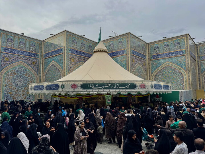 جلوه‌هایی زیبا از حرم مطهر رضوی در سالروز میلاد امام رئوف