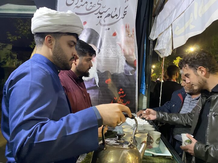 تصاویر/ فعالیت موکب منتظران موعود (عج) مدرسه علمیه امام رضا علیه السلام  میاندوآب در شستمین شب متوالی