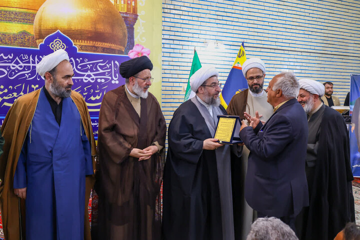 تصاویر / جشن ولادت امام رضا (ع) در روستای اسپیران با حضور نماینده ولی‌فقیه در آذربایجان‌شرقی