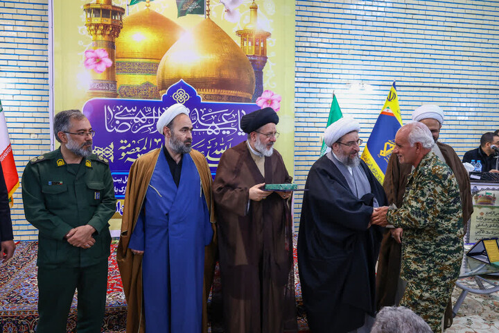 تصاویر / جشن ولادت امام رضا (ع) در روستای اسپیران با حضور نماینده ولی‌فقیه در آذربایجان‌شرقی