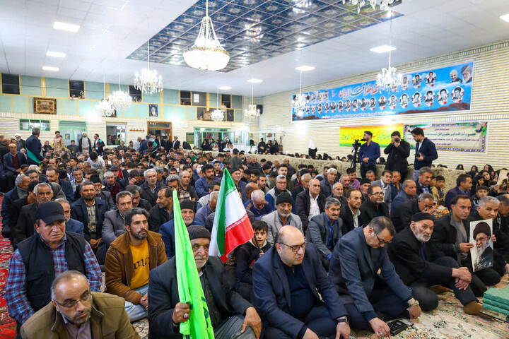 تصاویر / جشن ولادت امام رضا (ع) در روستای اسپیران با حضور نماینده ولی‌فقیه در آذربایجان‌شرقی