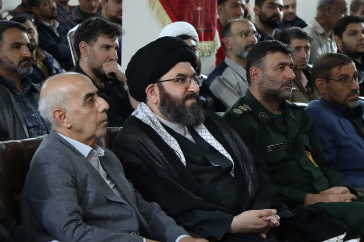 تصاویر | مراسم جشن میلاد امام رضا (ع) و بزرگداشت روز کار و کارگر در زنجان