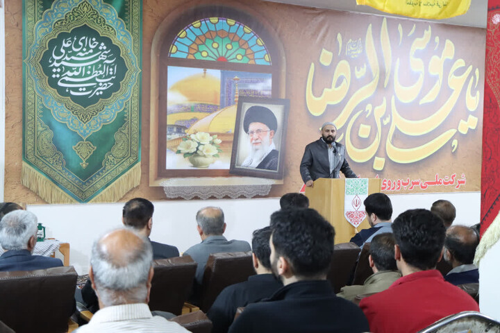 تصاویر | مراسم جشن میلاد امام رضا (ع) و بزرگداشت روز کار و کارگر در زنجان