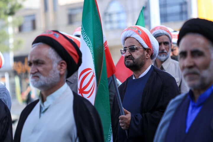 تصاویر| حضور روحانیون و طلاب در رزمایش جانفدا ایران در بیرجند